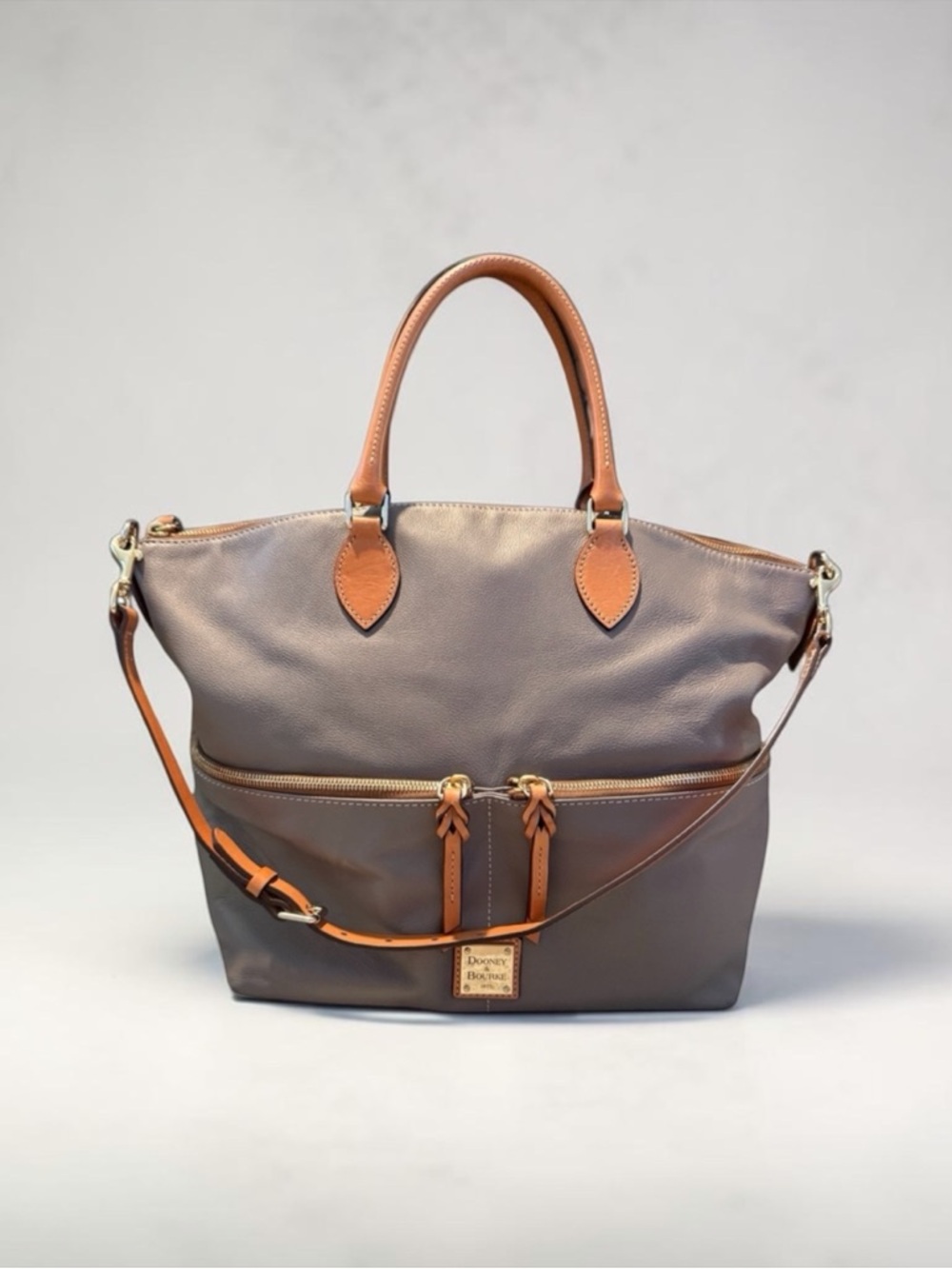 Dooney & Bourke NWOT Dillen Double Pocket Satchel in Elephant